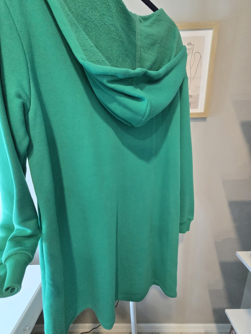 NWT Coverup-Fleece Universal Thread Green Hooded - Picture 8 of 13